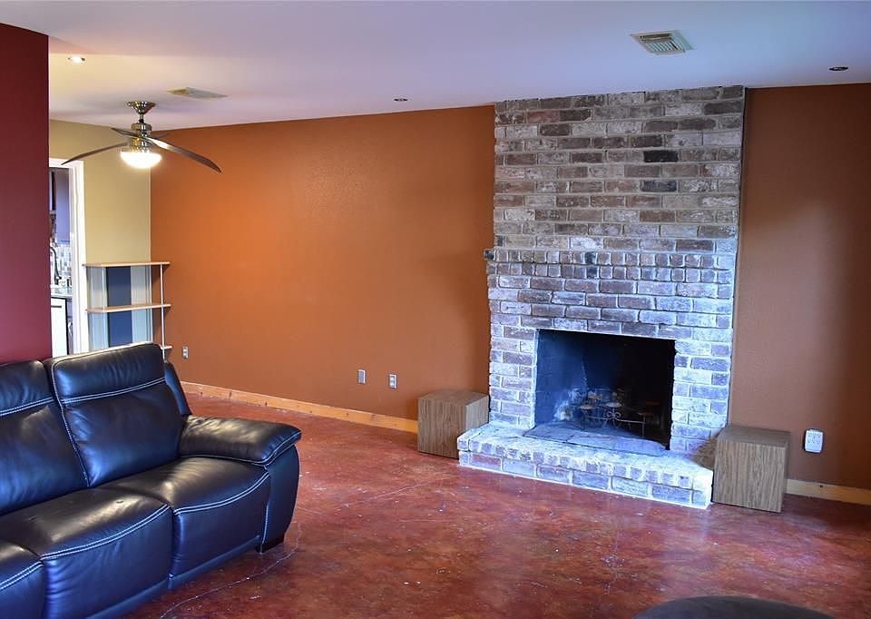 1st image of 6402 Del Monte Dr APT 37