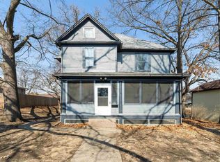 1108 E 15th St, Davenport, IA 52803