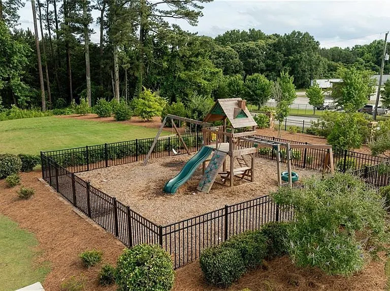 1472 Villageside Ct — Photo 30