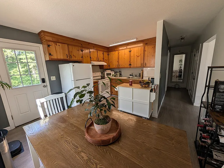 14 Victoria Cir — Photo 4