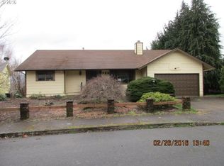 4 Northeast Pl, Willamina, OR