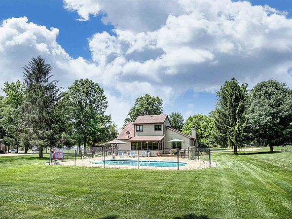 3rd image of 1509 Brookview Blvd
