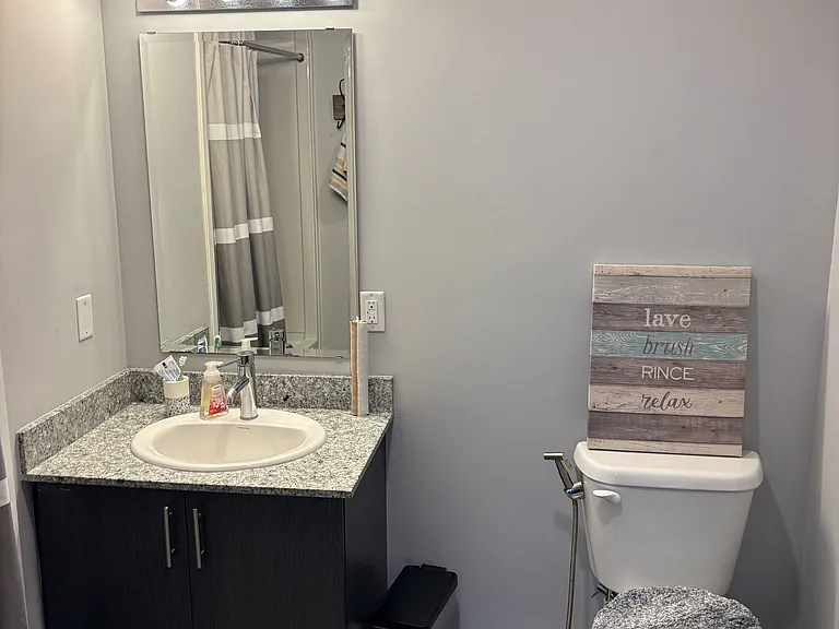 275 F Larch St #111 — Photo 8