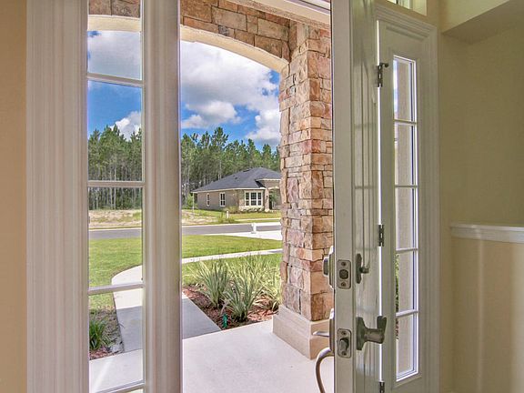 4th image of 108 Flora Lake Cir
