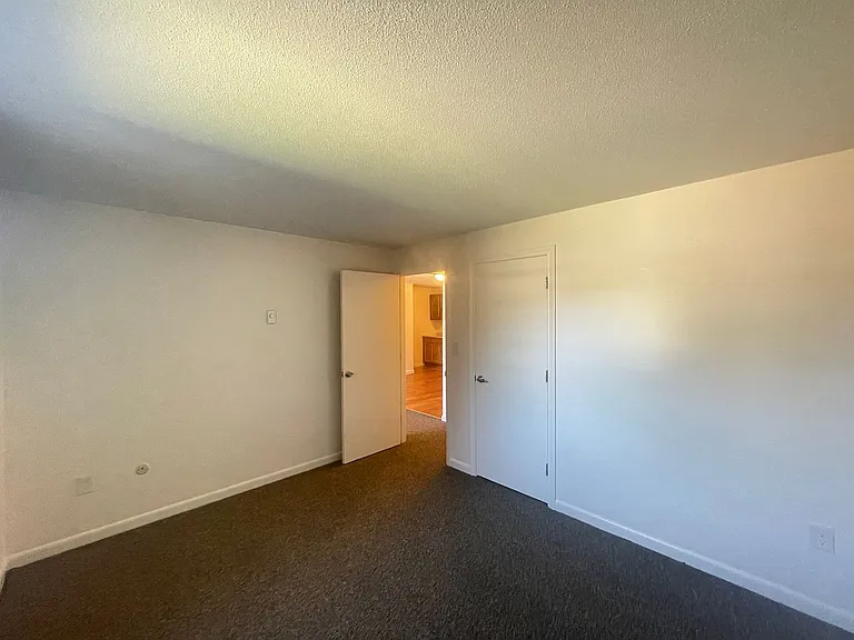 173 Loudon Rd #406 — Photo 13