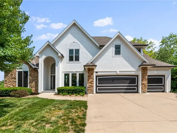 10227 N Fisk Ave, Kansas City, MO 64154