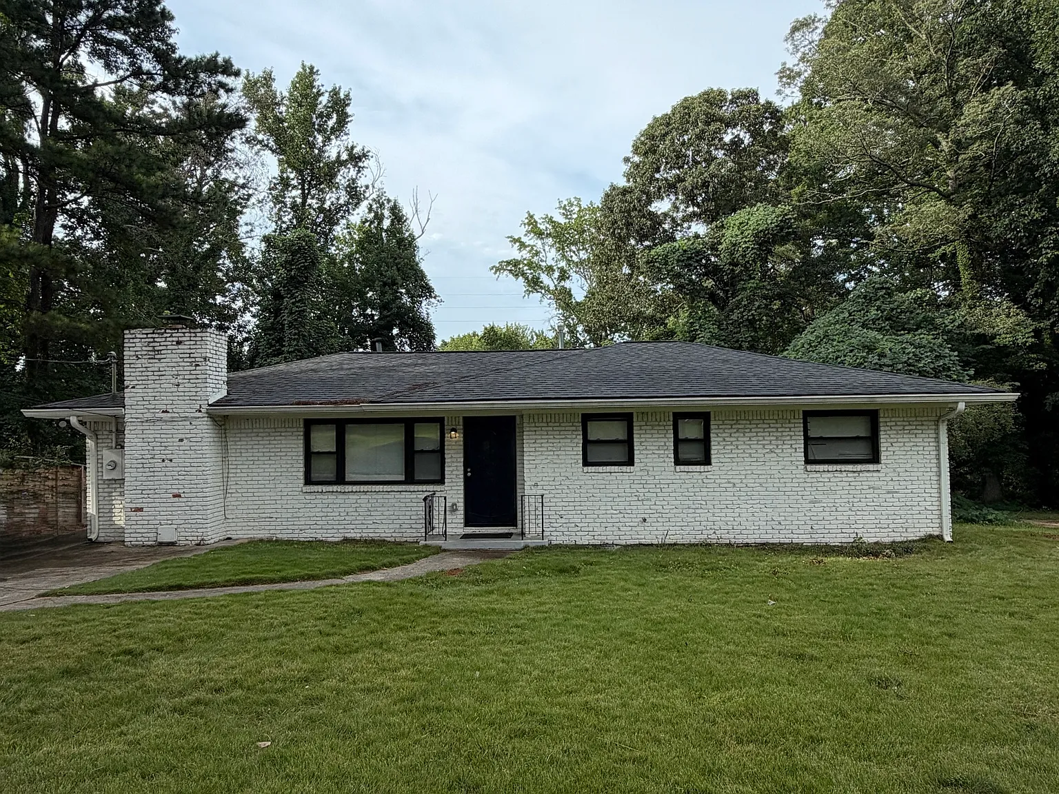 3 bed, 2.0 bath, 1412 sqft, $1,875 — Photo 1
