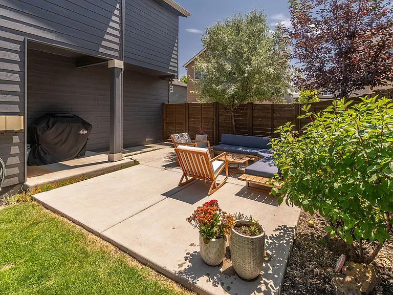 20581 SE Evian Ave — Photo 18