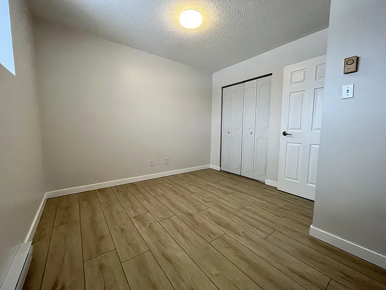 306 Balsam St #20 — Photo 17