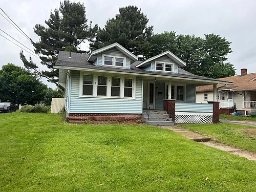 2517 Baldwin Ave NE Photo 1