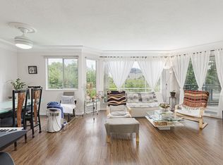 8600 Lansdowne Rd #252, Richmond, BC V6X3L6