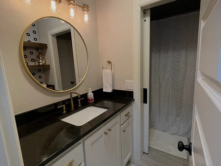 Jack an Jill bath with tub and shower