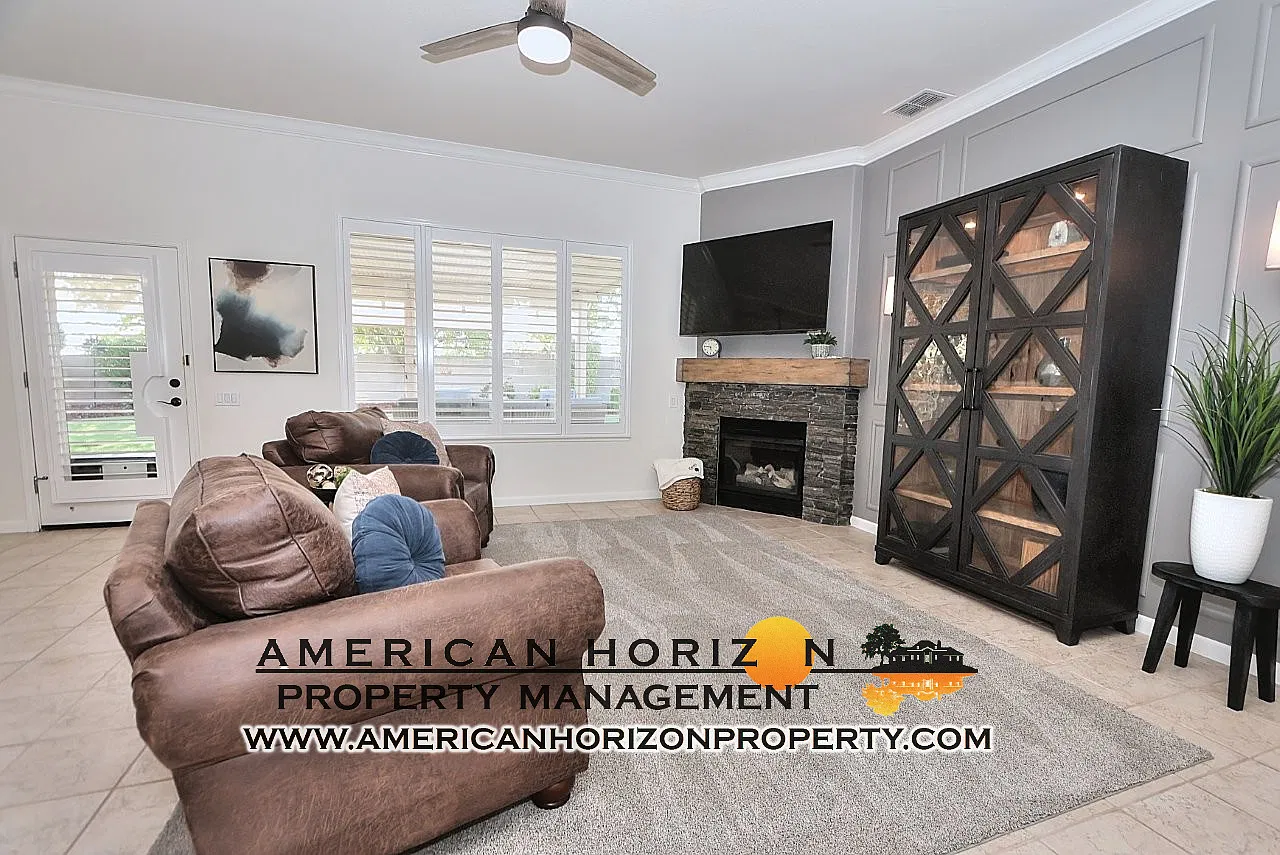 2 bed, 1635 sqft, $2,850 — Photo 4