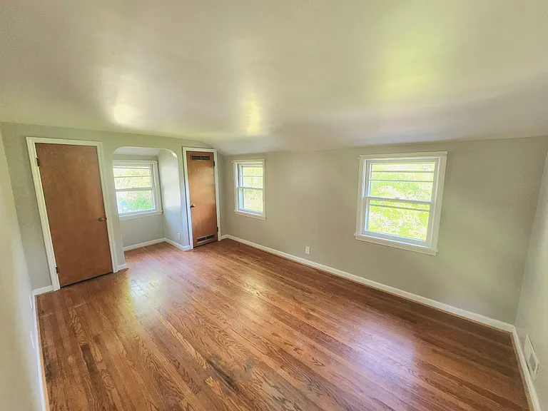 21 Glenmont Dr — Photo 21