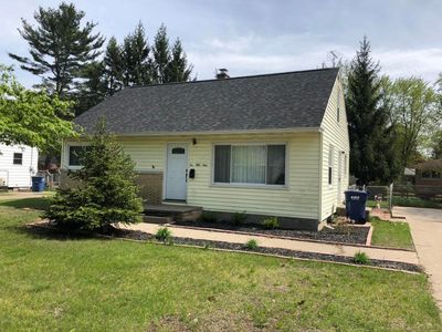 1059 W Summit Ave, Muskegon, MI, 49441