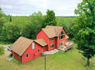 2719 S Larks Lake Rd, Harbor Springs, MI 49740
