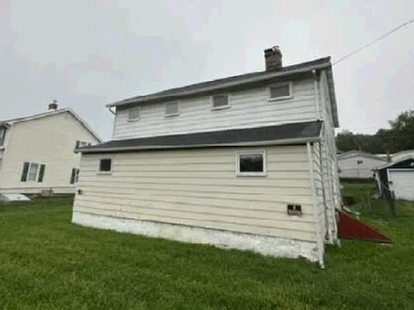 4106 State Route 981, Mount Pleasant, PA 15666