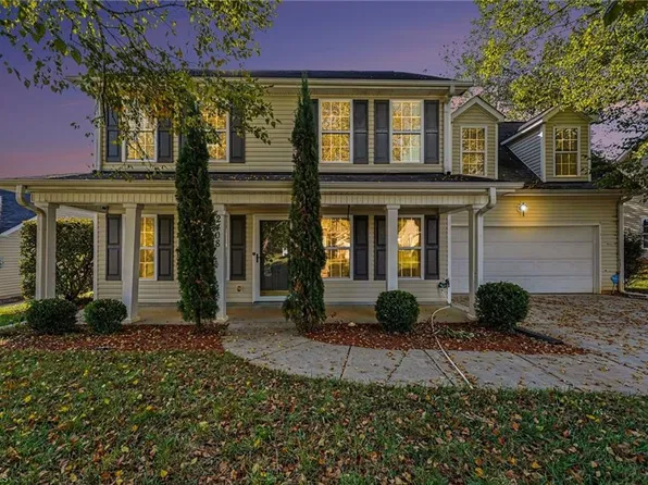 2408 Chartwell Ln, Graham, NC 27253