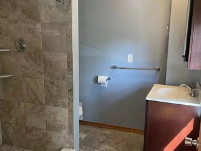 42 Glenwood Ave #3 — Photo 7