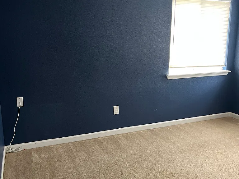 70 Rollins Ln — Photo 11