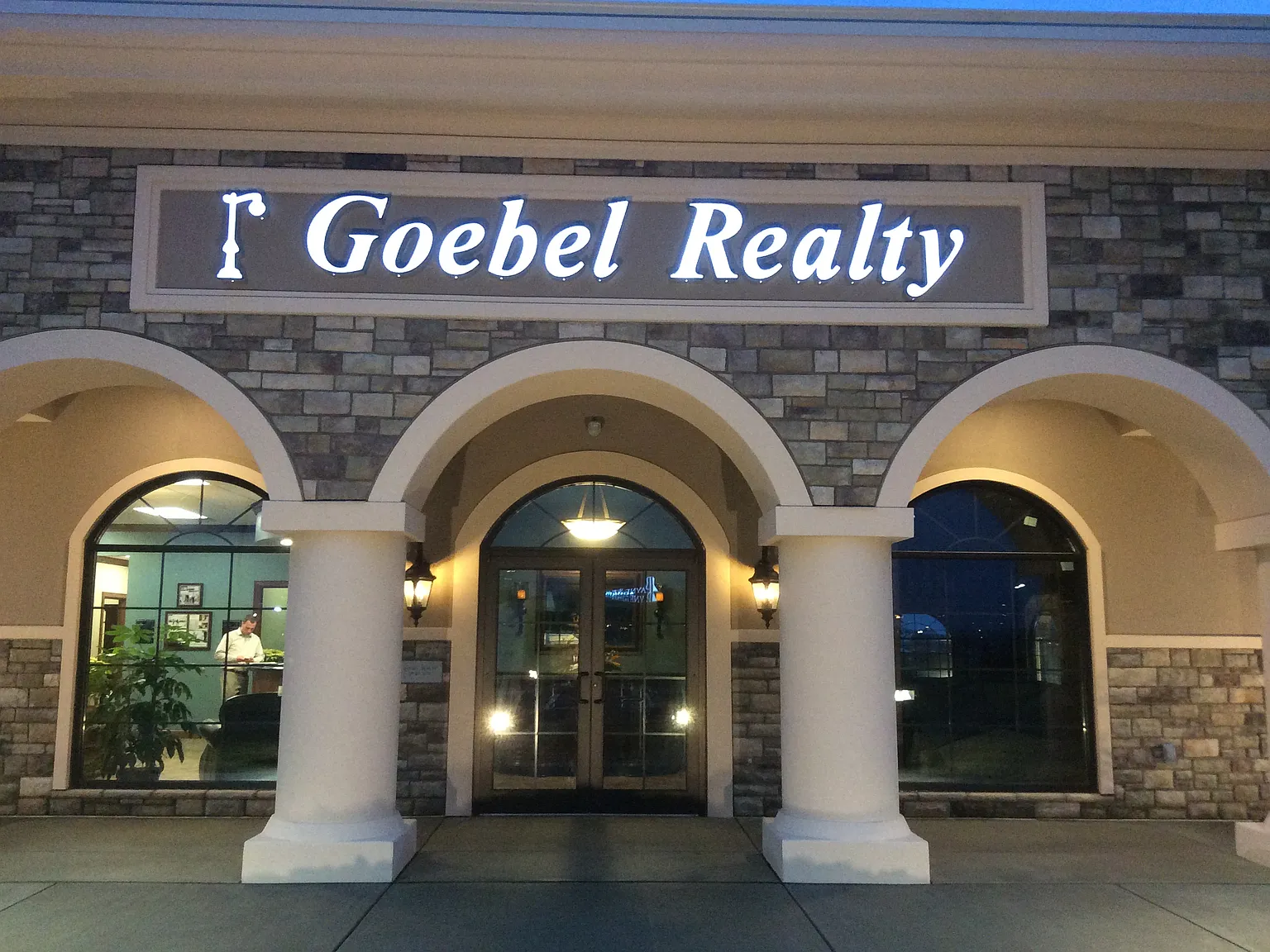 Goebel Scattered Sites — Photo 4