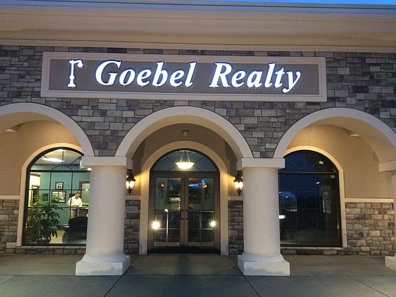 4th image of 728 N Cross Pointe Blvd #3