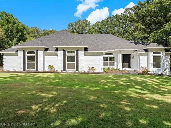 11009 Woodland Dr, Fort Smith, AR 72916