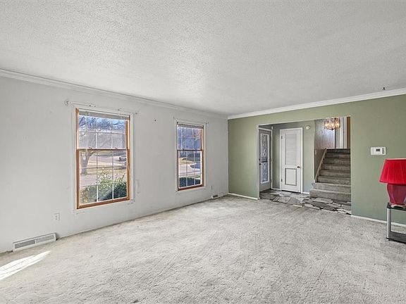 5th image of 3340 Birchwood Dr