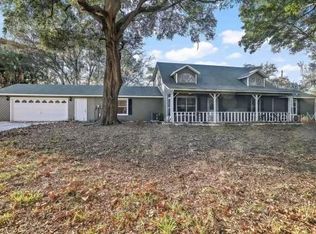 12311 N Putney Ct, Leesburg, FL 34788
