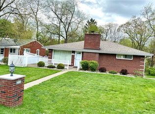 1345 Foxboro Dr, Monroeville, PA
