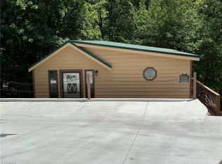 121 Deerfield Ln, New London, NC 28127