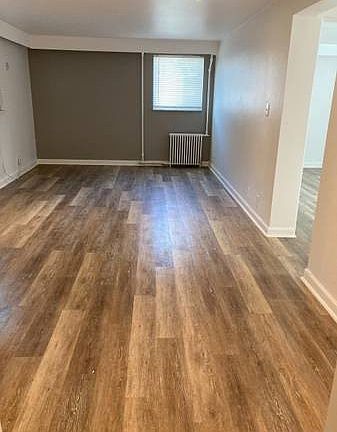 4th image of 1435 N Jersey St #B10