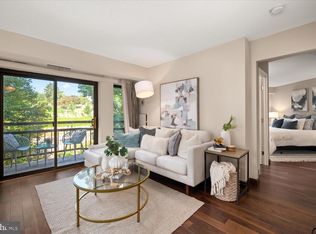 2111 Wisconsin Ave NW APT 425, Washington, DC