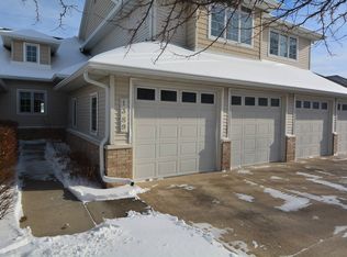 1389 NW 141st St, Clive, IA 50325