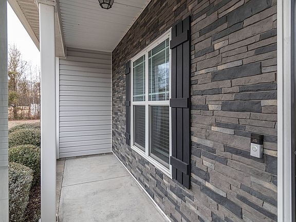 2nd image of 103 Calabash Ct