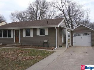 828 N 16th St, Blair, NE 68008