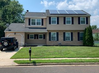 7 Boothby Dr, Mount Laurel, NJ 08054