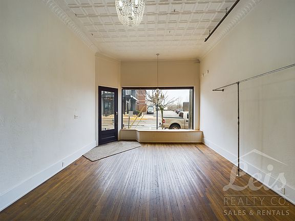 4th image of 19 N Center St #1