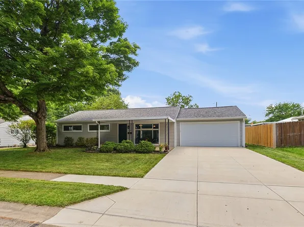 317 Lockheed Dr, Vandalia, OH 45377