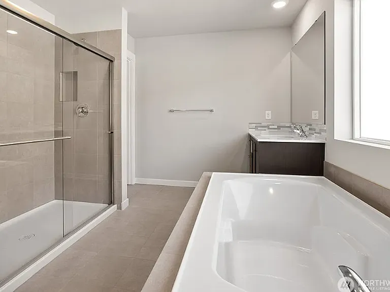 6060 Ladd Ct SW — Photo 12