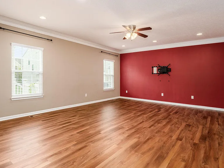 422 Keith Way — Photo 19