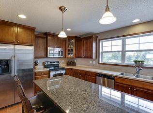 5013 Ross Ln, Rockford, MN 55373