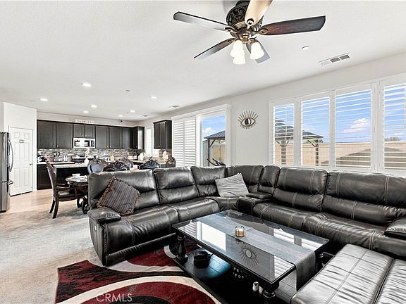 4th image of 4327 Condor Ave