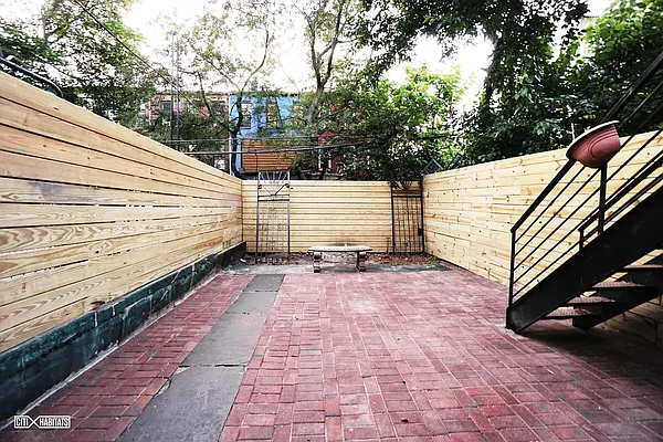 Rented by Citi Habitats | media 17