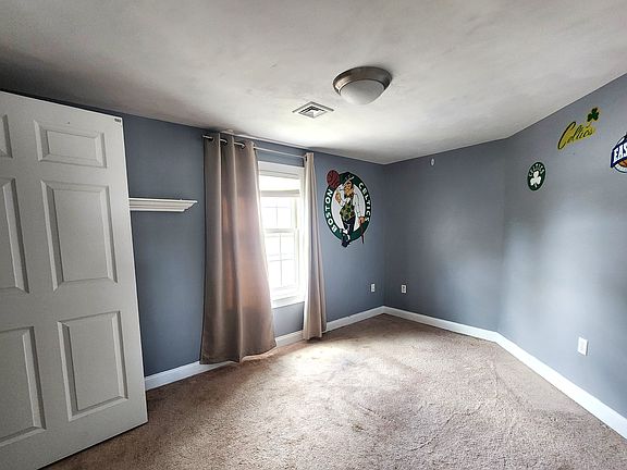 2nd image of 140 Malden St Floor 2