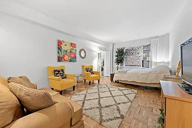 240 East 46th Street