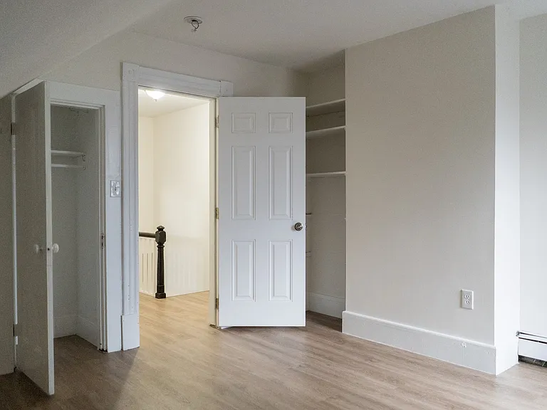 22 Ashford St #22 — Photo 11