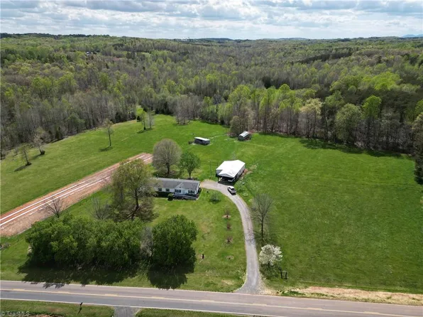 894 Snead Rd, Stoneville, NC 27048