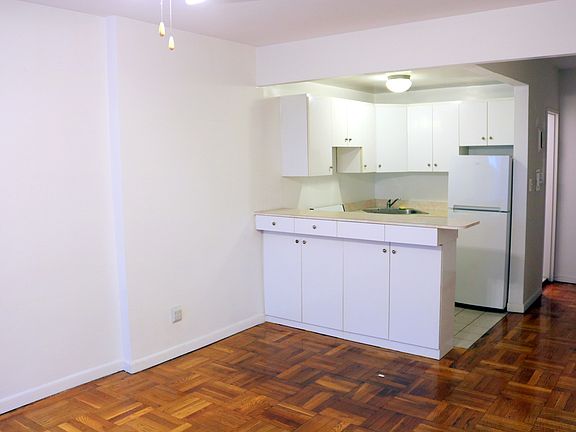 2nd image of 51 W 69th St APT 1B