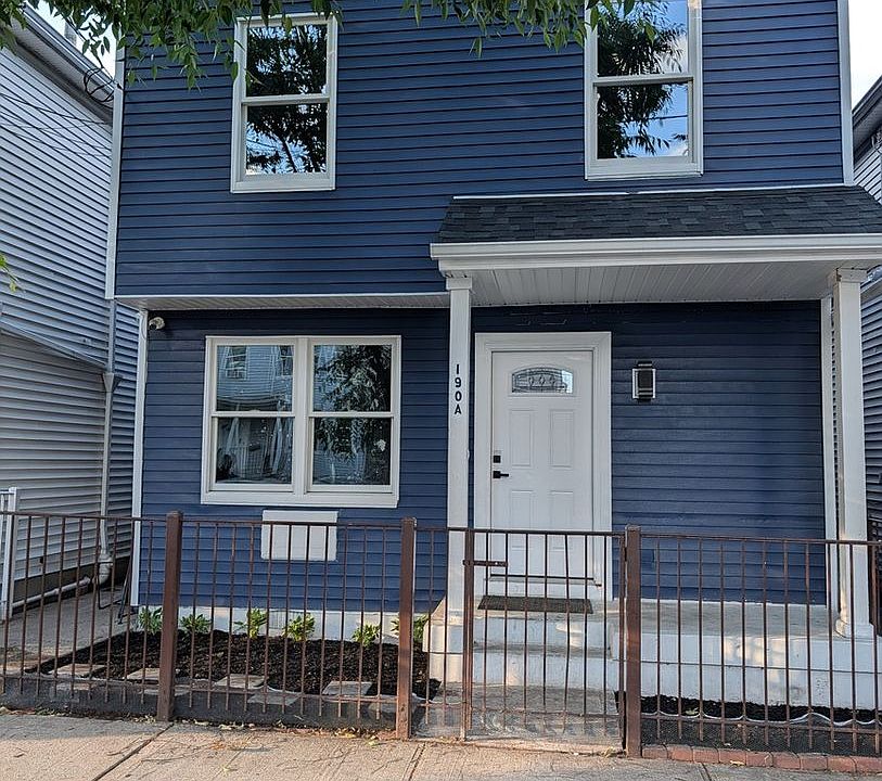 1st image of 190 Dwight St